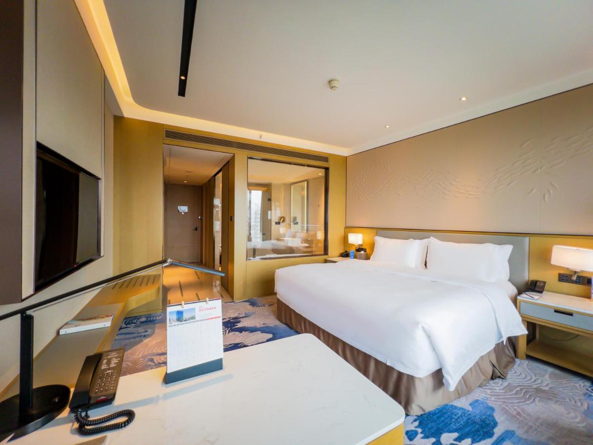 Wyndham Grand Plaza Royale Yuzhou Xiamen Wuyuan Bay Hotel Exterior photo