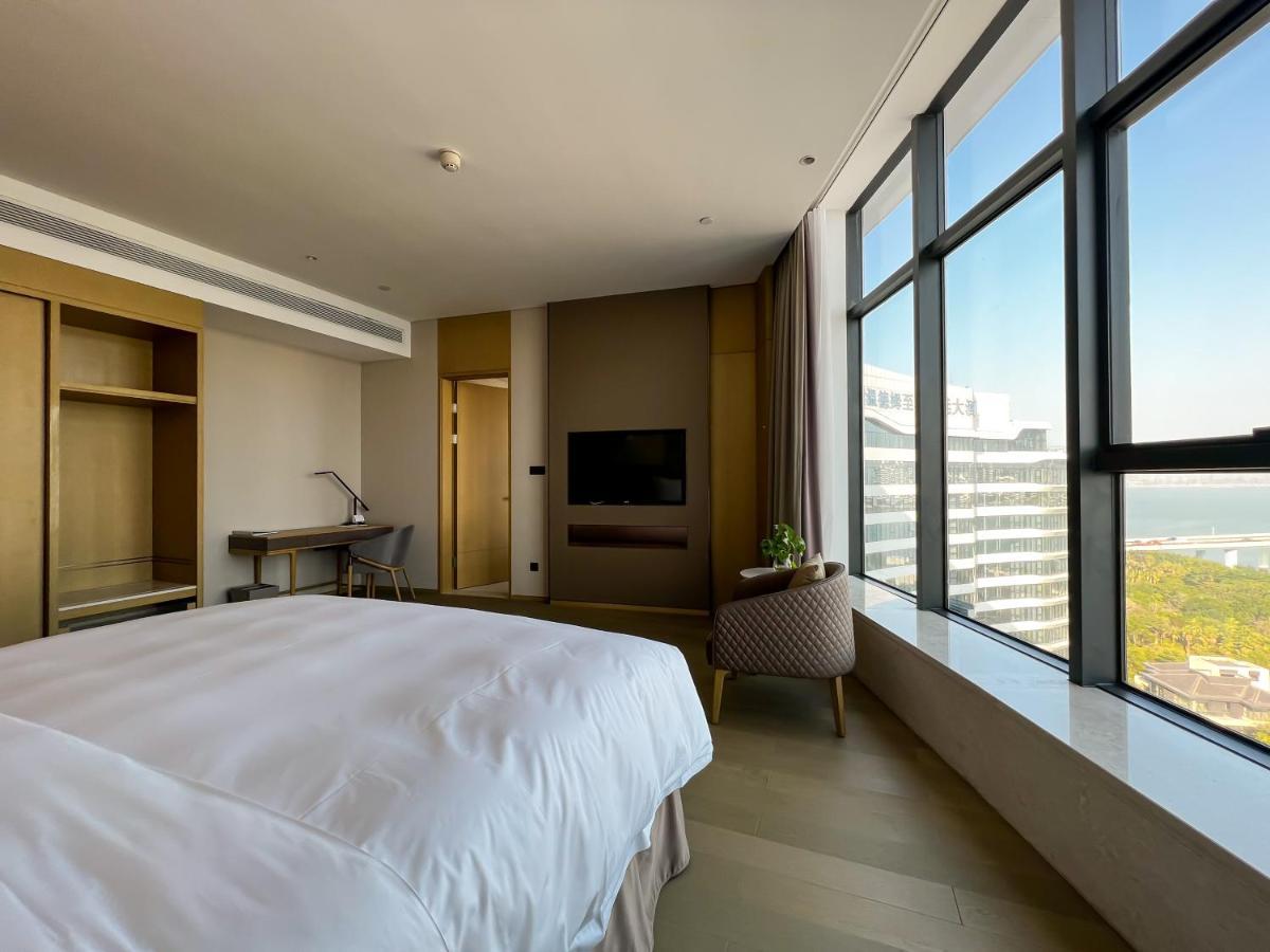 Wyndham Grand Plaza Royale Yuzhou Xiamen Wuyuan Bay Hotel Exterior photo