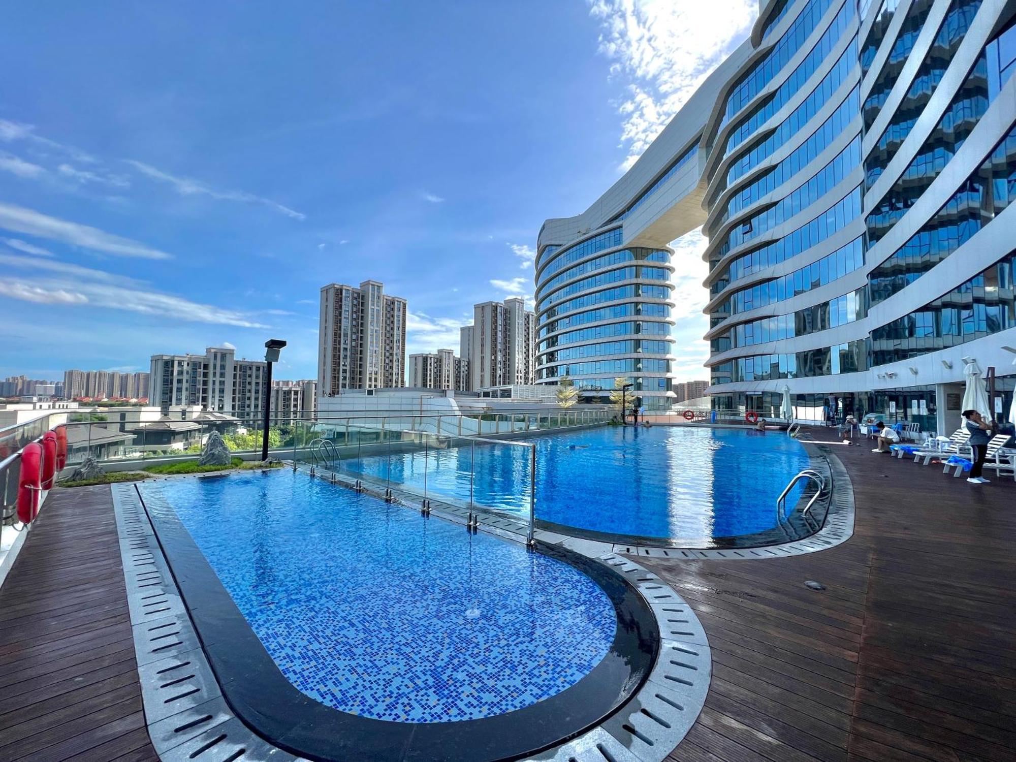 Wyndham Grand Plaza Royale Yuzhou Xiamen Wuyuan Bay Hotel Exterior photo